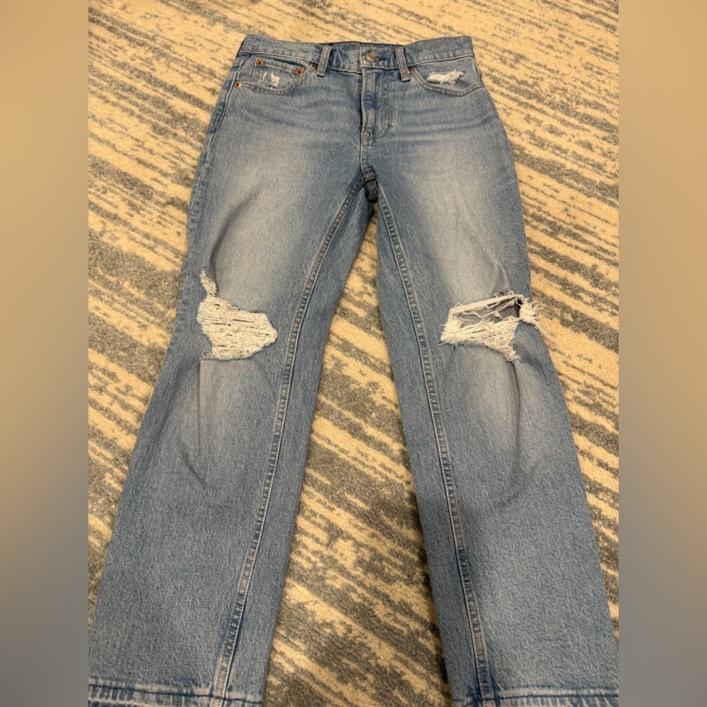 GAP Women's cheeky straight jeans in Light Blue
